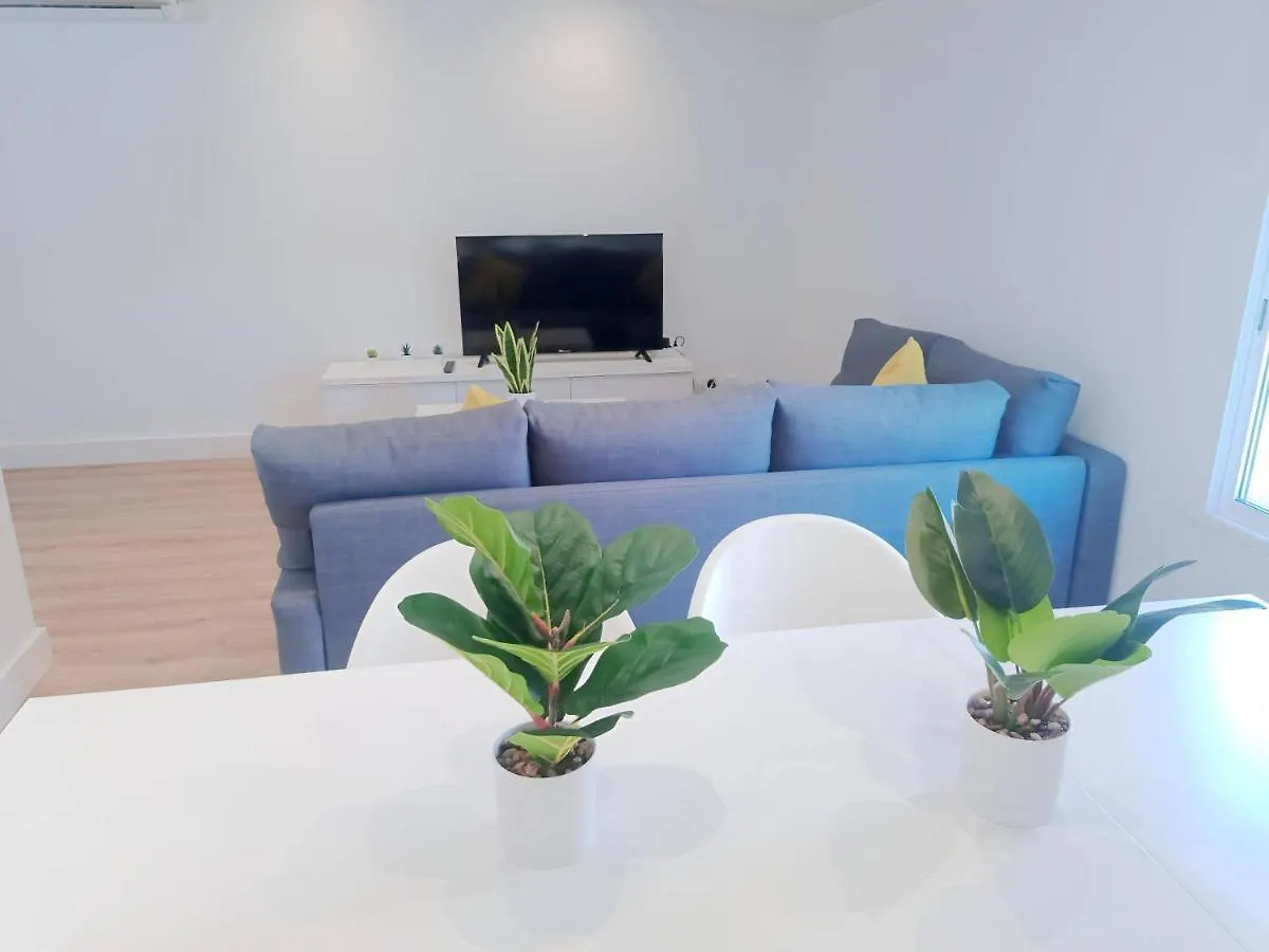 Reial 4 Tarragona Apartment 0*,